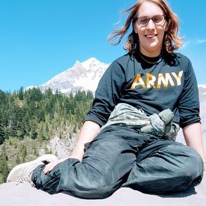 Meet your Posher, Clara